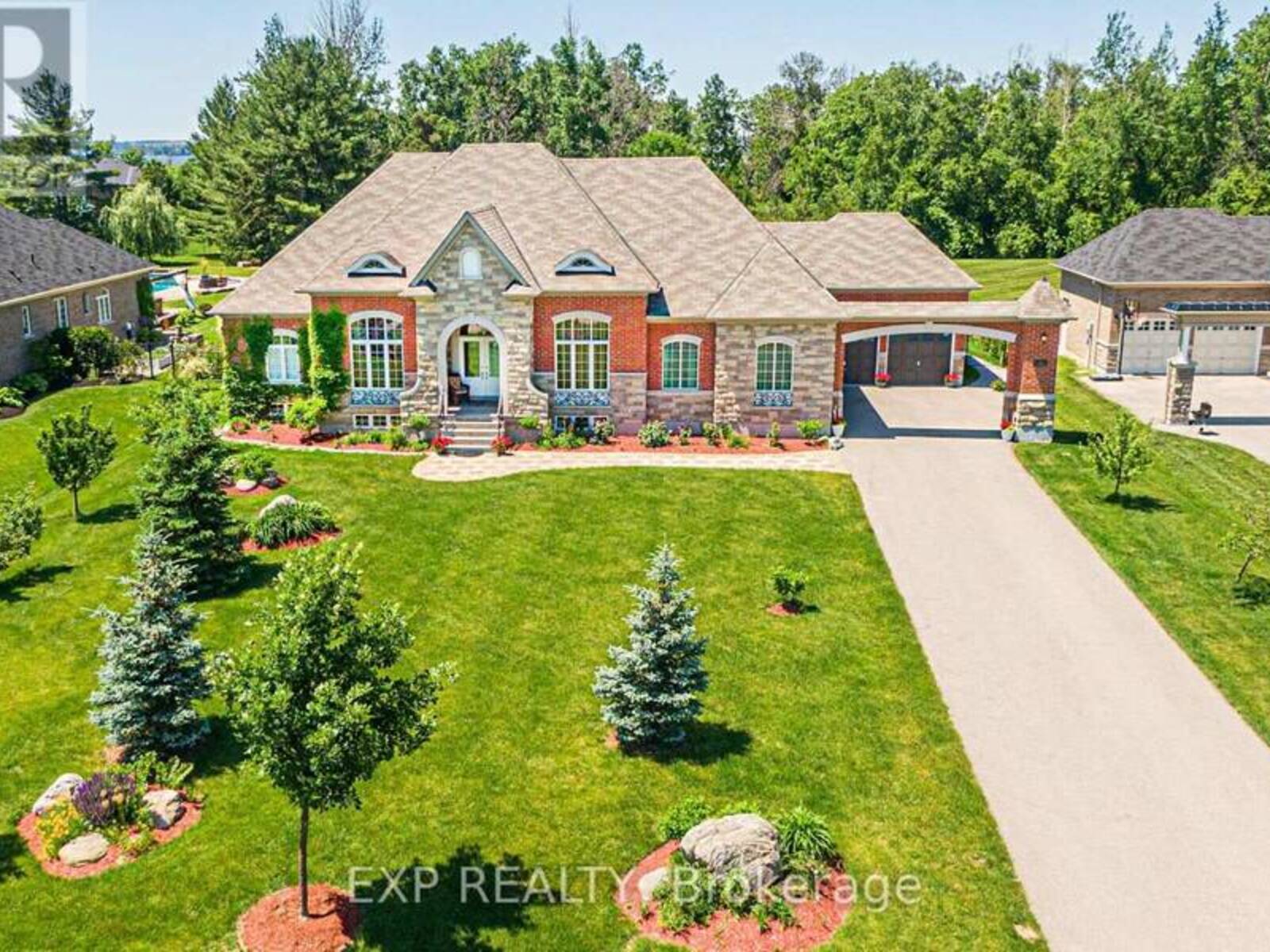 18 WOLFORD COURT, Georgina, Ontario L4P 0B1