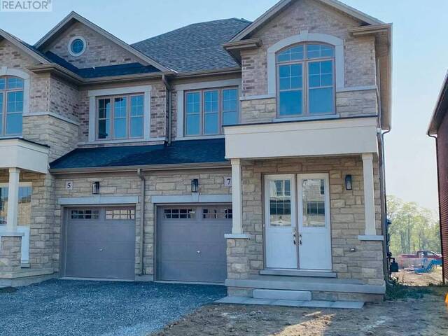 7 CHERRY BLOSSOM HEIGHTS Hamilton Ontario, L9B 0E9