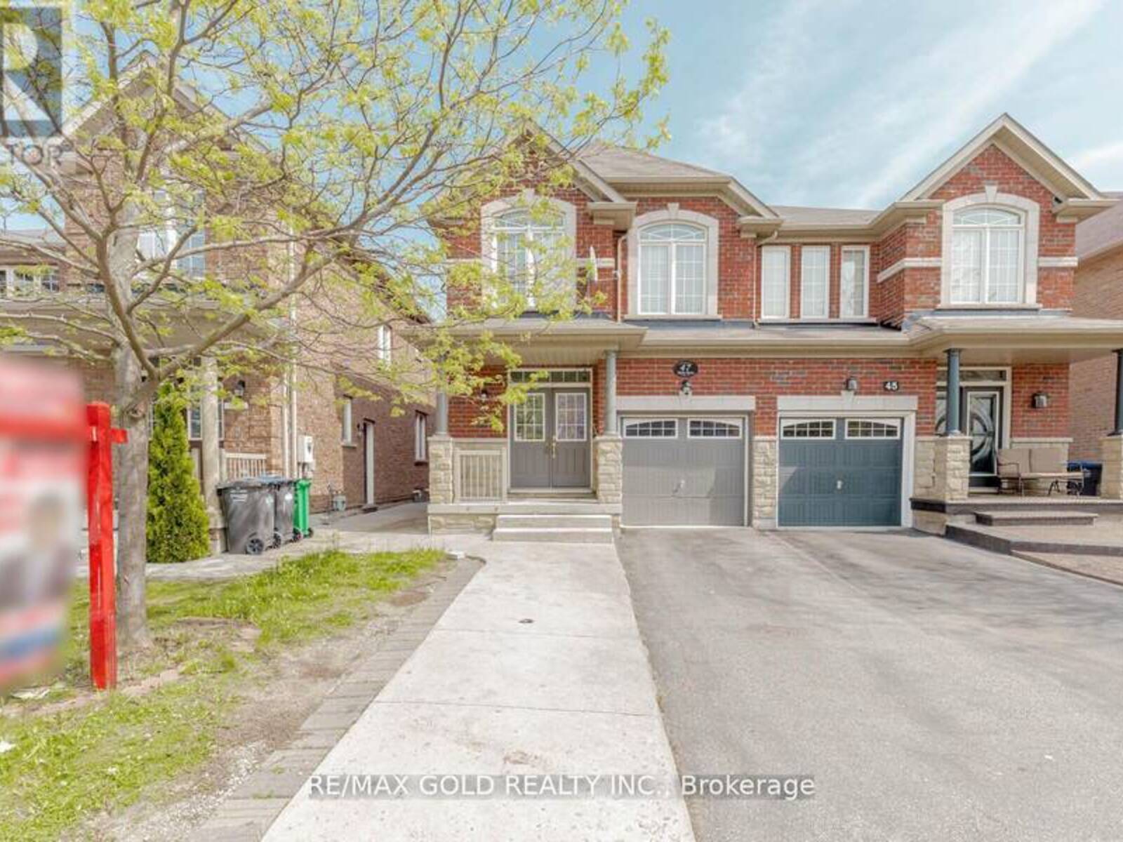 47 MATTHEW HARRISON STREET, Brampton, Ontario L6P 3H3