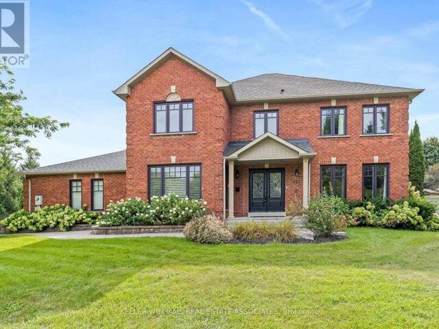 17 OAK RIDGE DRIVE Halton Hills Ontario, L7G 5G6