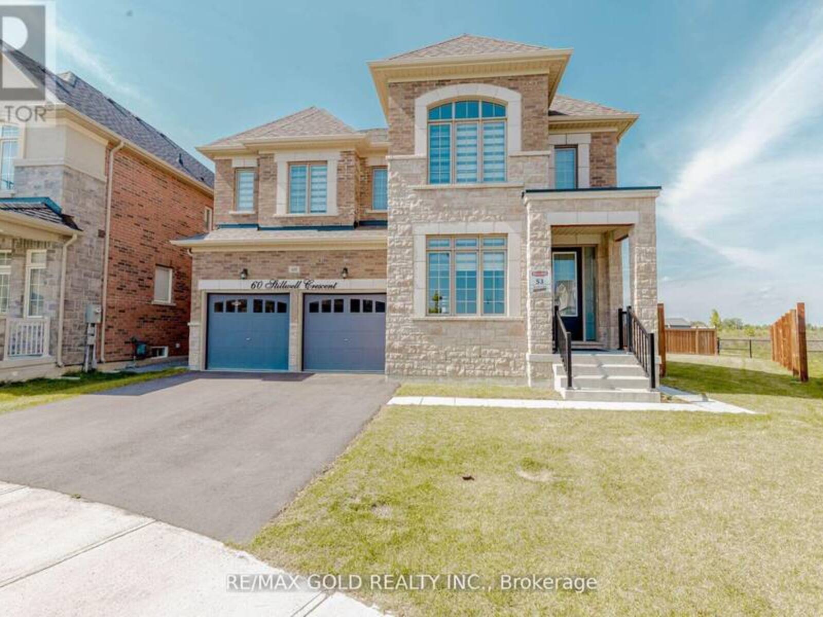 60 STILLWELL CRESCENT, Brampton , Ontario L6R 4C2