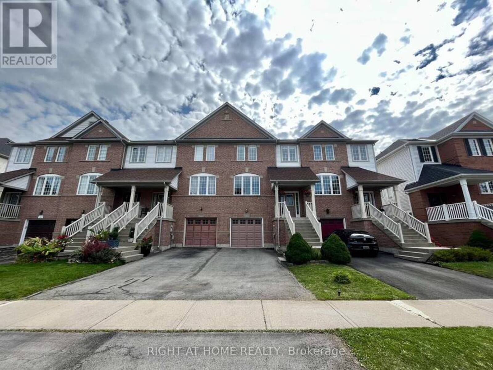 1259 LAMONT CRESCENT, Milton, Ontario L9T 6W4