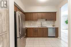 210 - 44 FERNDALE DRIVE S | Barrie Ontario | Slide Image Five