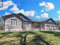 27 HOUBEN CRESCENT Oro-Medonte Ontario, L0L 1T0