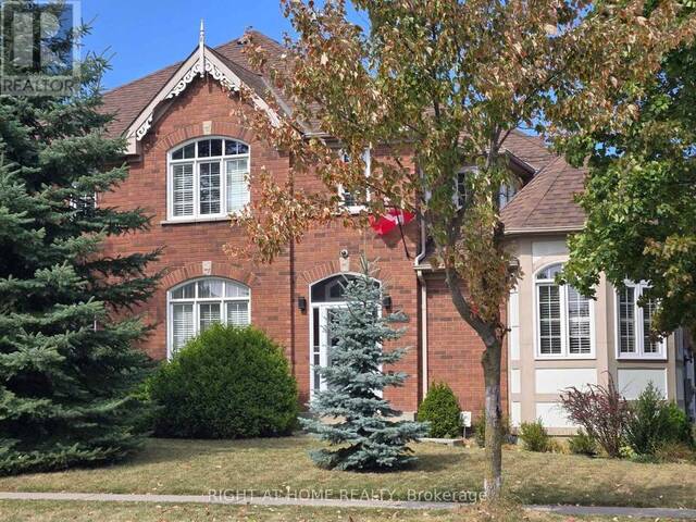 504 BARTHOLOMEW DRIVE Newmarket Ontario, L3X 2E4