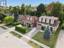 108 LAWRENCE AVENUE | Richmond Hill Ontario | Slide Image Eight