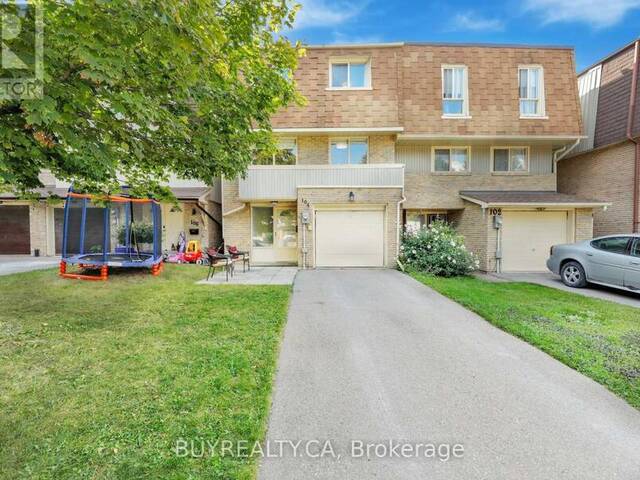 104 POPLAR CRESCENT Aurora Ontario, L4G 3L3