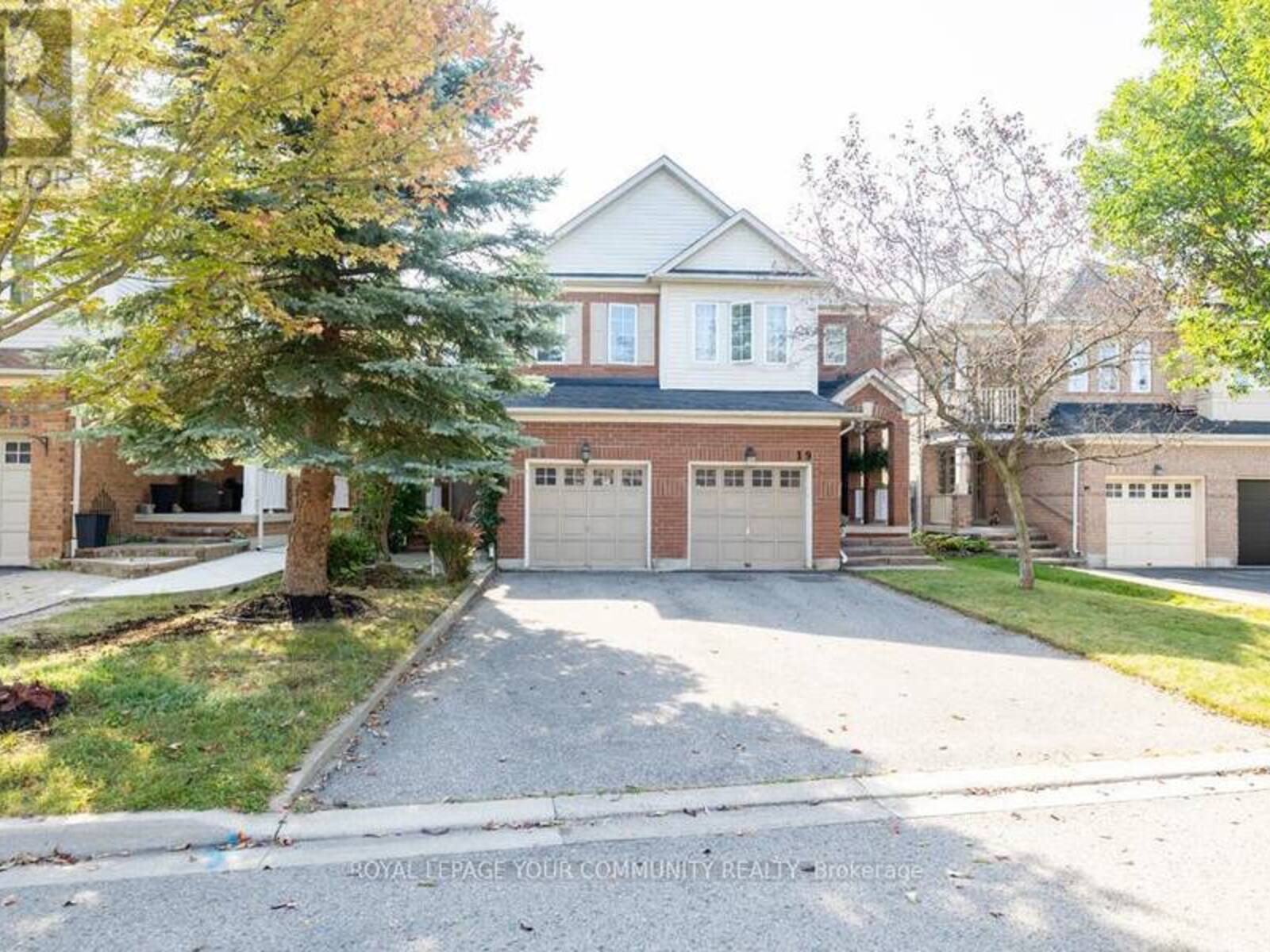 21 BAYWELL CRESCENT, Aurora, Ontario L4G 7M7