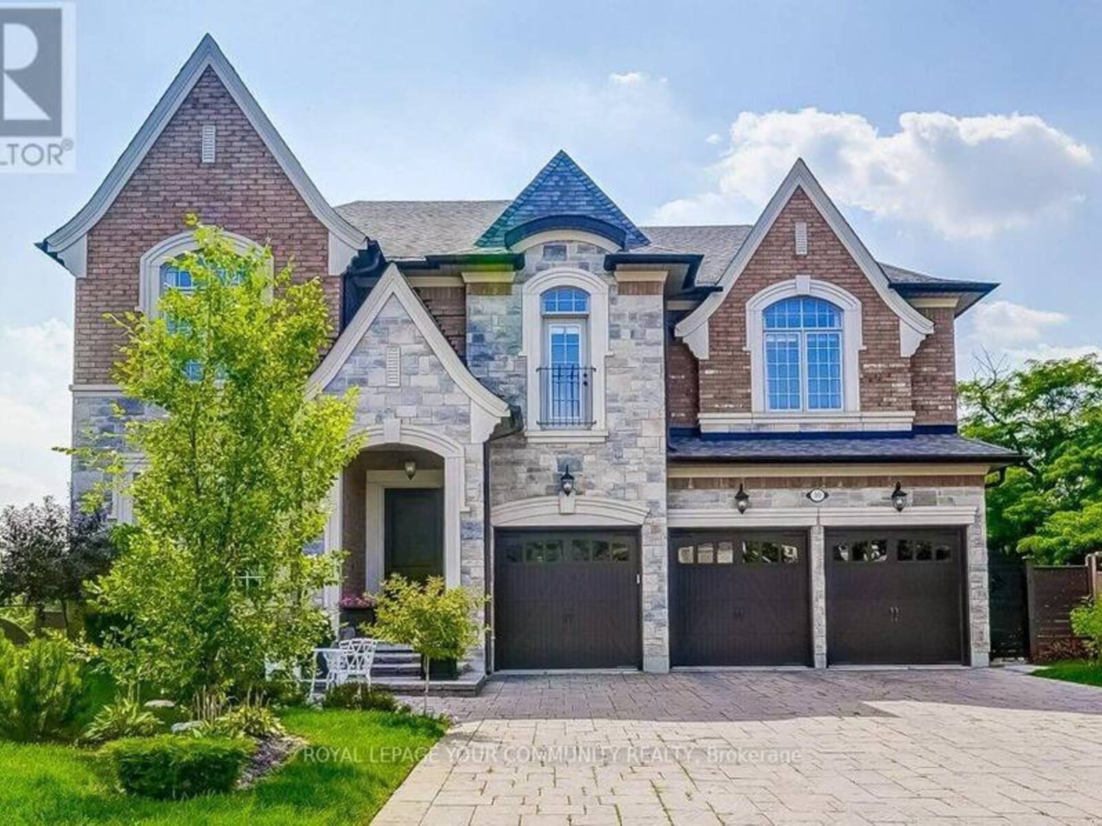 10 ANNSLEYWOOD COURT, Vaughan, Ontario L4H 4G6