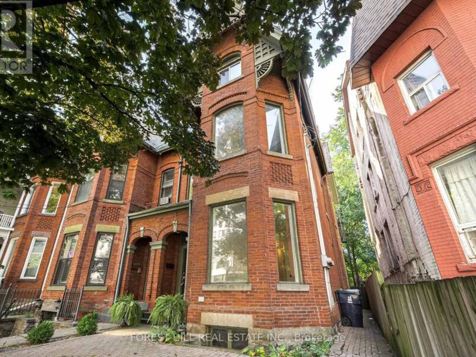 103 GLOUCESTER STREET, Toronto, Ontario M4Y 1M2