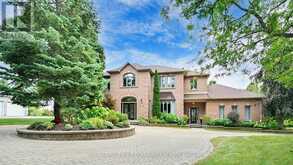 56 RAEVIEW DRIVE | Whitchurch-Stouffville Ontario | Slide Image One