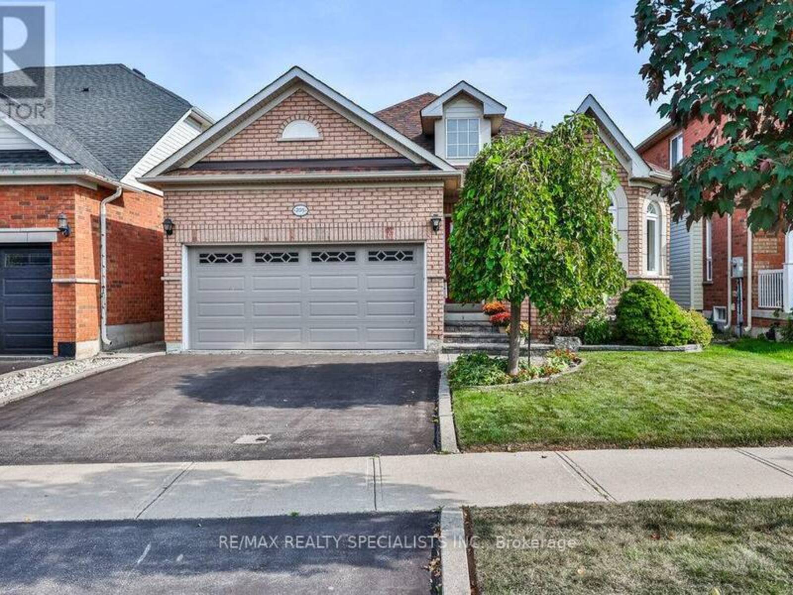 205 ELLIS CRESCENT, Milton, Ontario L9T 6B5