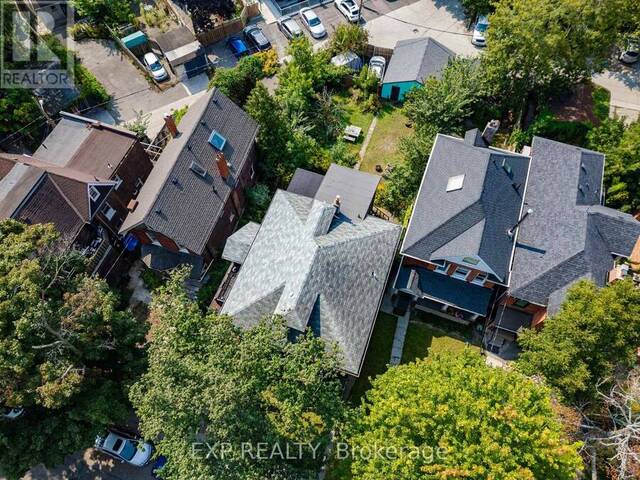 44 WILSON PARK ROAD Toronto Ontario, M6K 3B5