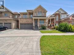 204 STRACHAN TRAIL New Tecumseth Ontario, L0G 1A0