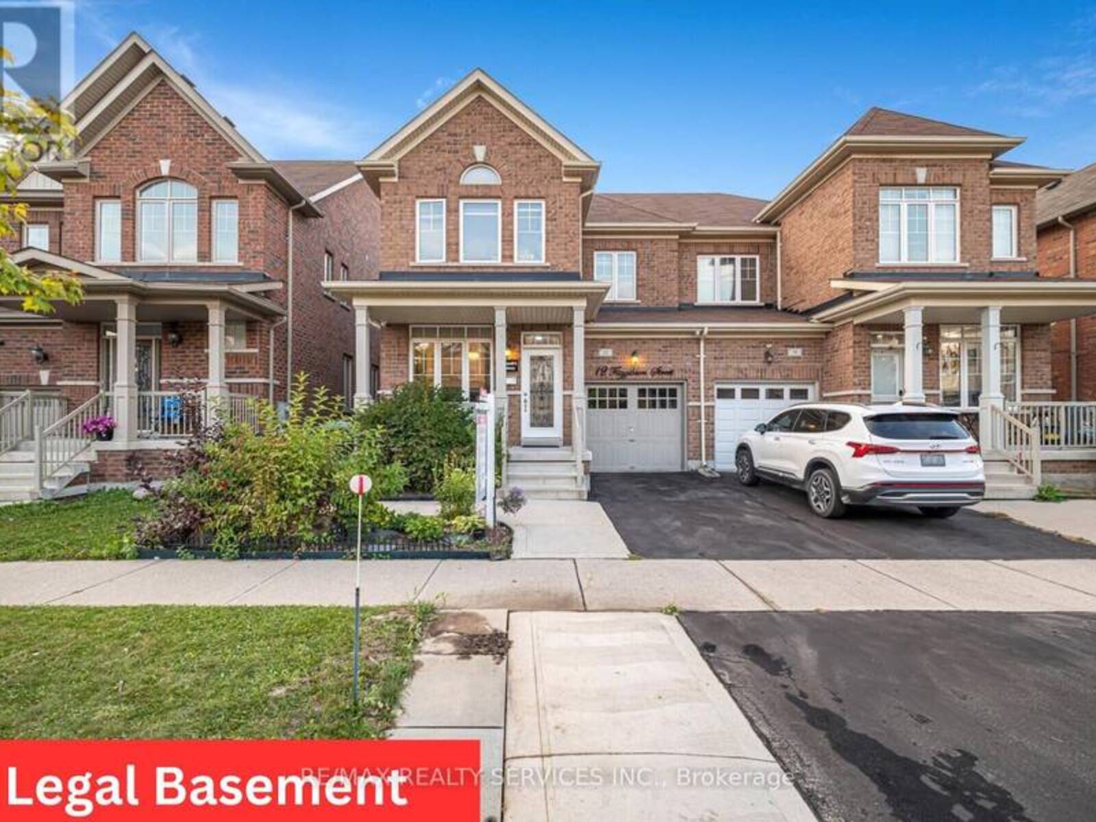 12 FITZGIBSON STREET, Brampton , Ontario L6Y 5Y5