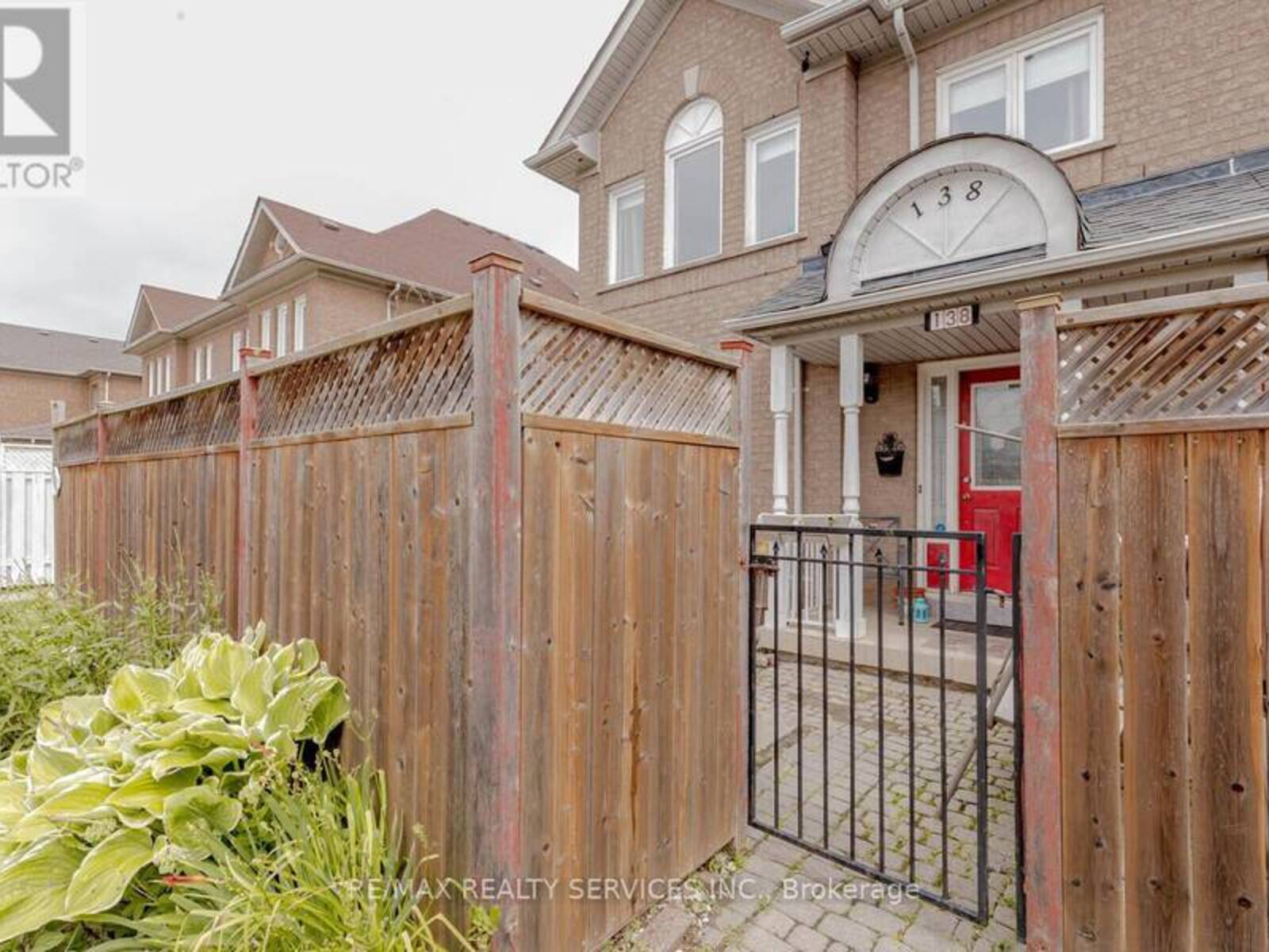 138 PRESSED BRICK DRIVE, Brampton , Ontario L6V 4K6