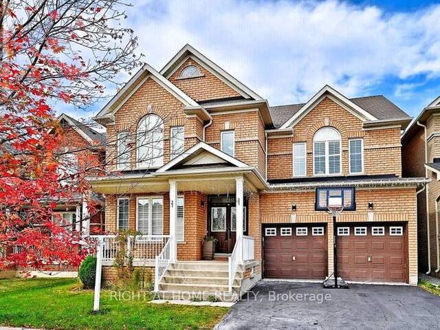 18 HALLDORSON AVENUE Aurora Ontario, L4G 7Z2