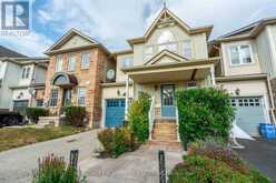 67 GOLDEN IRIS CRESCENT | Hamilton Ontario | Slide Image Two