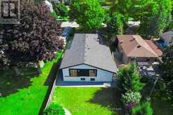 70 LUNDY'S LANE | Newmarket Ontario | Slide Image Thirty-eight