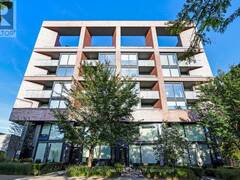 805 - 383 SORAUREN AVENUE Toronto Ontario, M6R 0A4