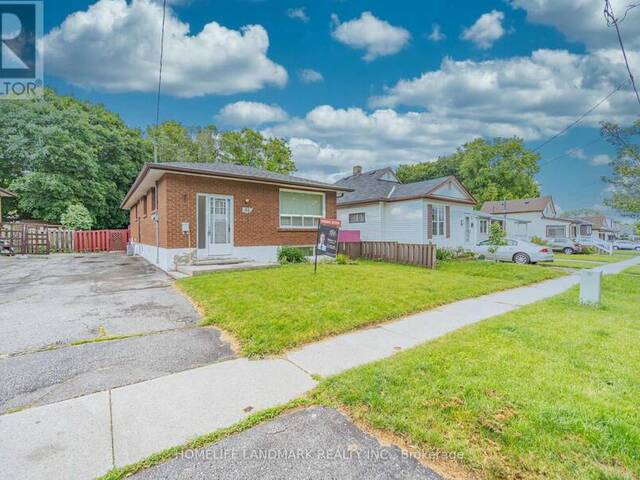 81 CROMWELL AVENUE Oshawa Ontario, L1J 4T5