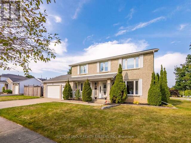 121 PARKLAND CRESCENT Kitchener Ontario, N2N 1R5