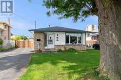 63 HONEYWELL DRIVE | Hamilton Ontario | Slide Image Two