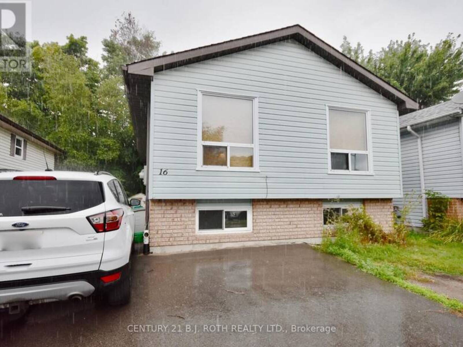 16 LOUISE LANE, Orillia, Ontario L3V 7W1