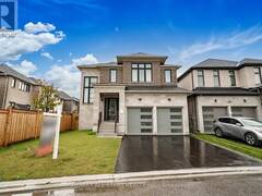 48 JOINER CIRCLE Whitchurch-Stouffville Ontario, L4A 7X4