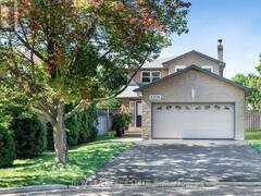 4216 VIBURNUM COURT Mississauga Ontario, L5C 3V5