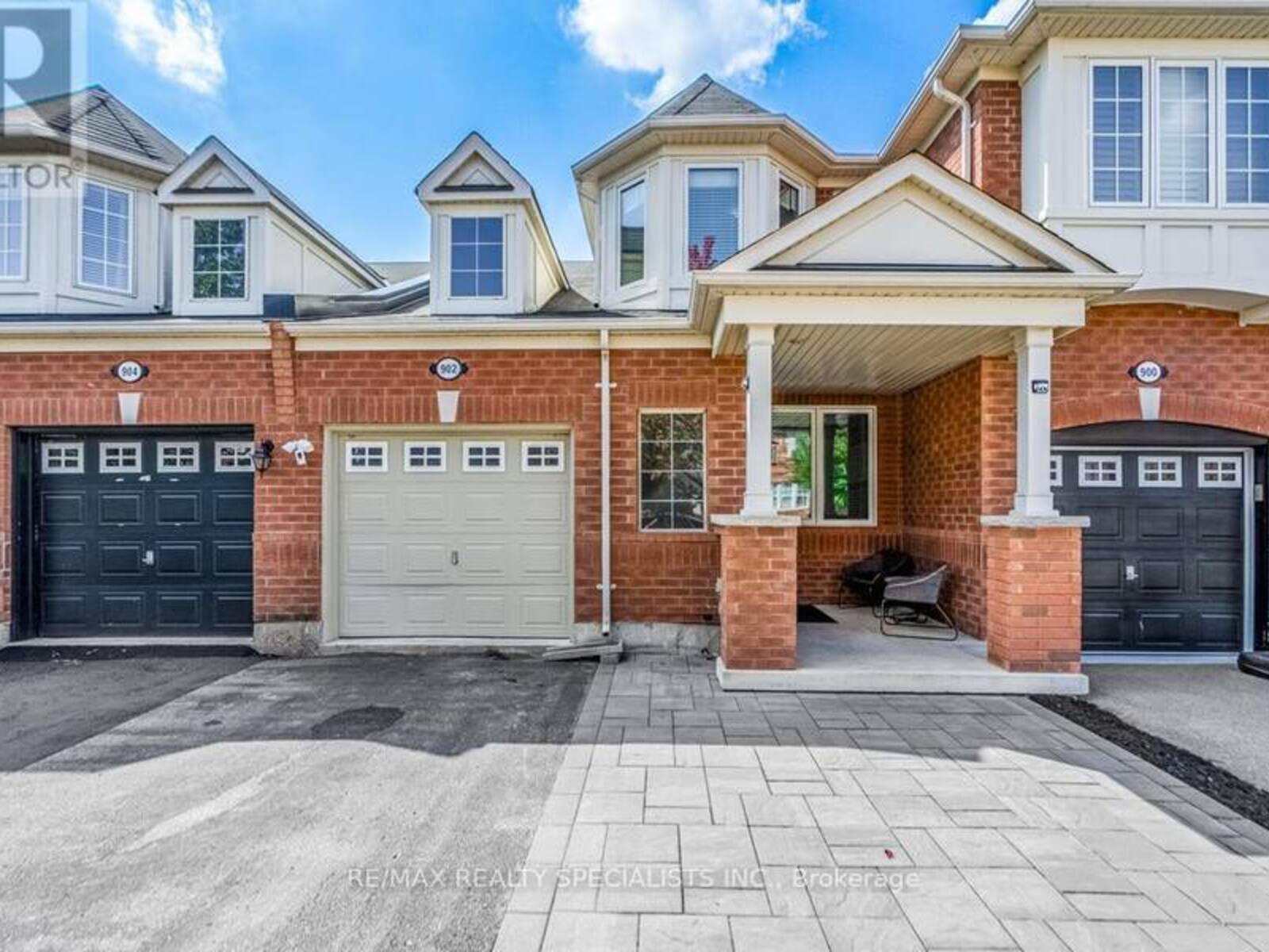 902 BURROWS GATE, Milton , Ontario L9T 0K7