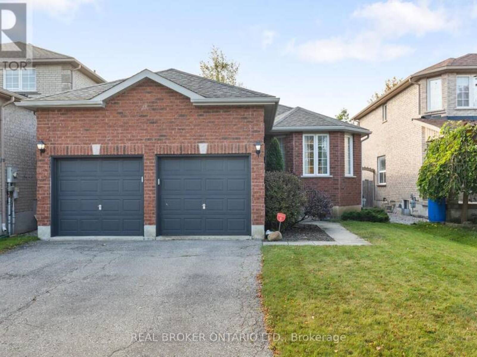 55 STEPHANIE LANE, Barrie, Ontario L4N 0V9