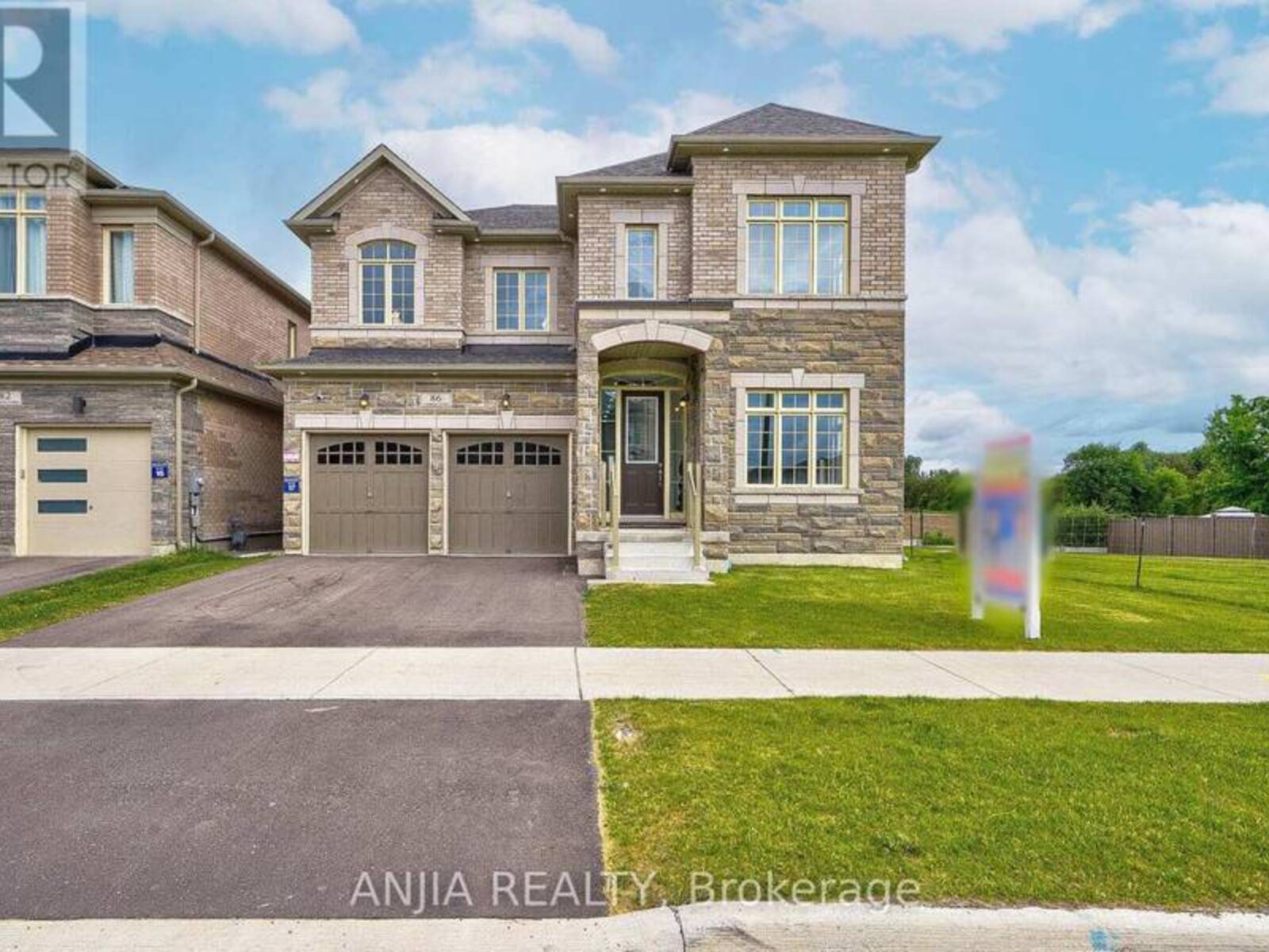 86 CONDUCTOR AVENUE, Whitchurch-Stouffville, Ontario L4A 4X5