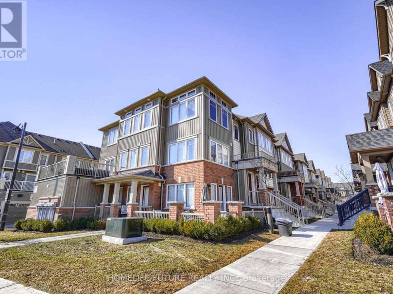 46 - 2500 HILL RISE COURT, Oshawa, Ontario L1L 0M6