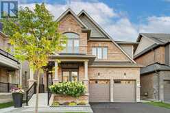 34 CONCERT HILL WAY | East Gwillimbury Ontario | Slide Image Three