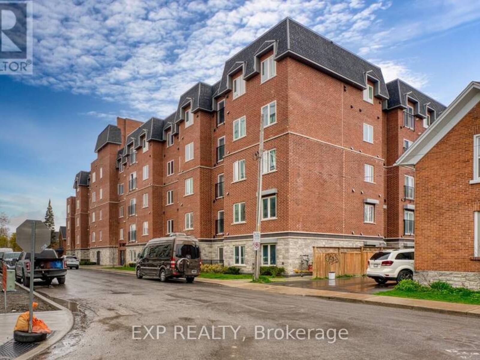 405 - 501 FRONTENAC STREET, Kingston, Ontario K7K 4L9