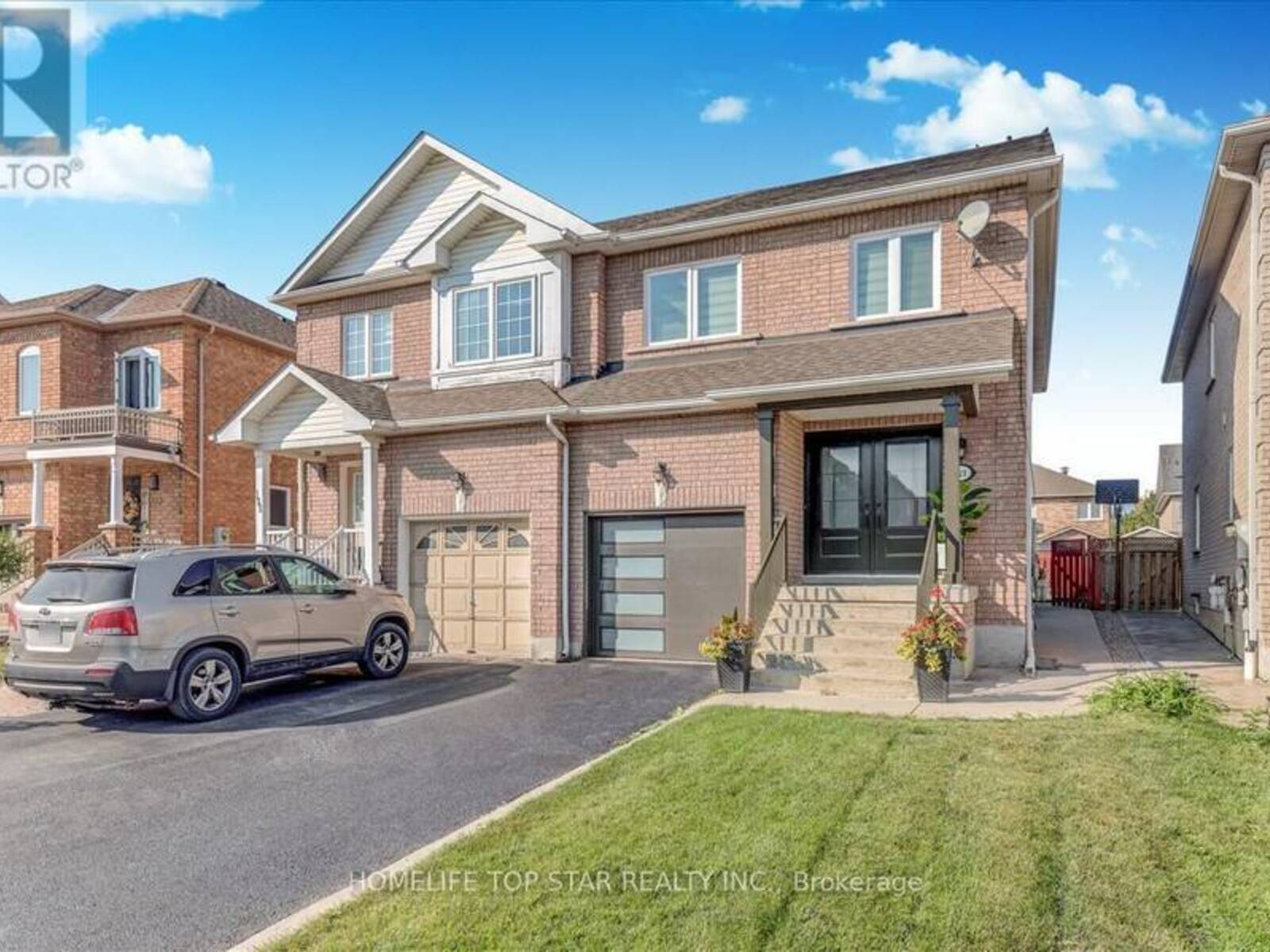 121 CASABEL DRIVE, Vaughan, Ontario L6A 3L3