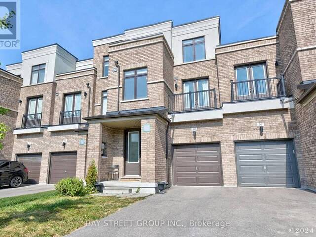 60 ELYSE COURT Aurora Ontario, L4G 2C9