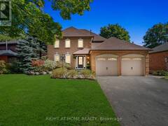 371 MELANIE CRESCENT Hamilton Ontario, L9G 4B1