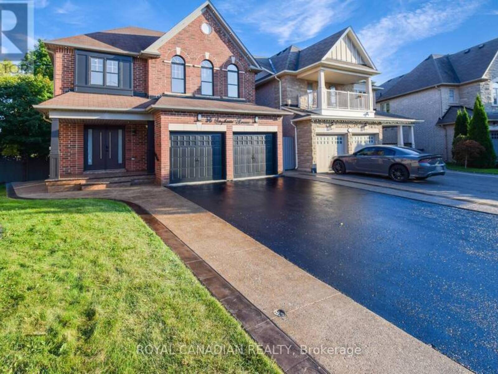 56 STEPHANIE AVENUE, Brampton, Ontario L6Y 0R8