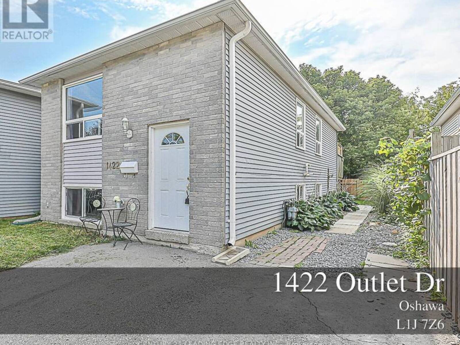 1422 OUTLET DRIVE, Oshawa, Ontario L1J 7Z6