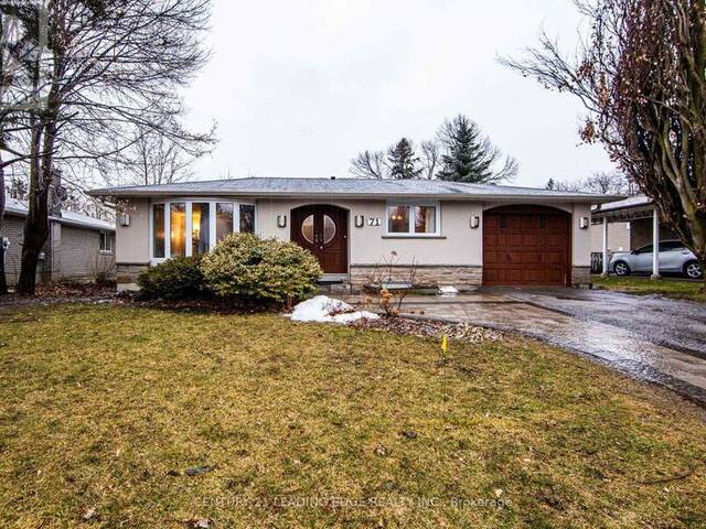 71 DEVINS DRIVE Aurora Ontario, L4G 2Z5