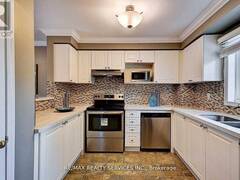 19 - 4950 RATHKEALE ROAD Mississauga Ontario, L5V 2L8