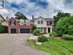 168 SANDRINGHAM DRIVE Toronto Ontario, M3H 1E3