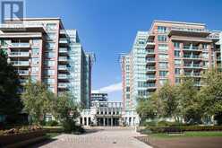 910 - 62 SUNCREST BOULEVARD | Markham Ontario | Slide Image Three