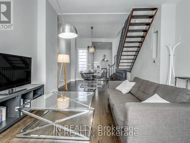 308 HARBORD STREET Toronto Ontario, M6G 1G8