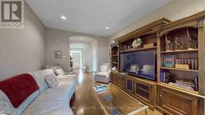 3 SNEAD'S GREEN | Whitchurch-Stouffville Ontario | Slide Image Twelve