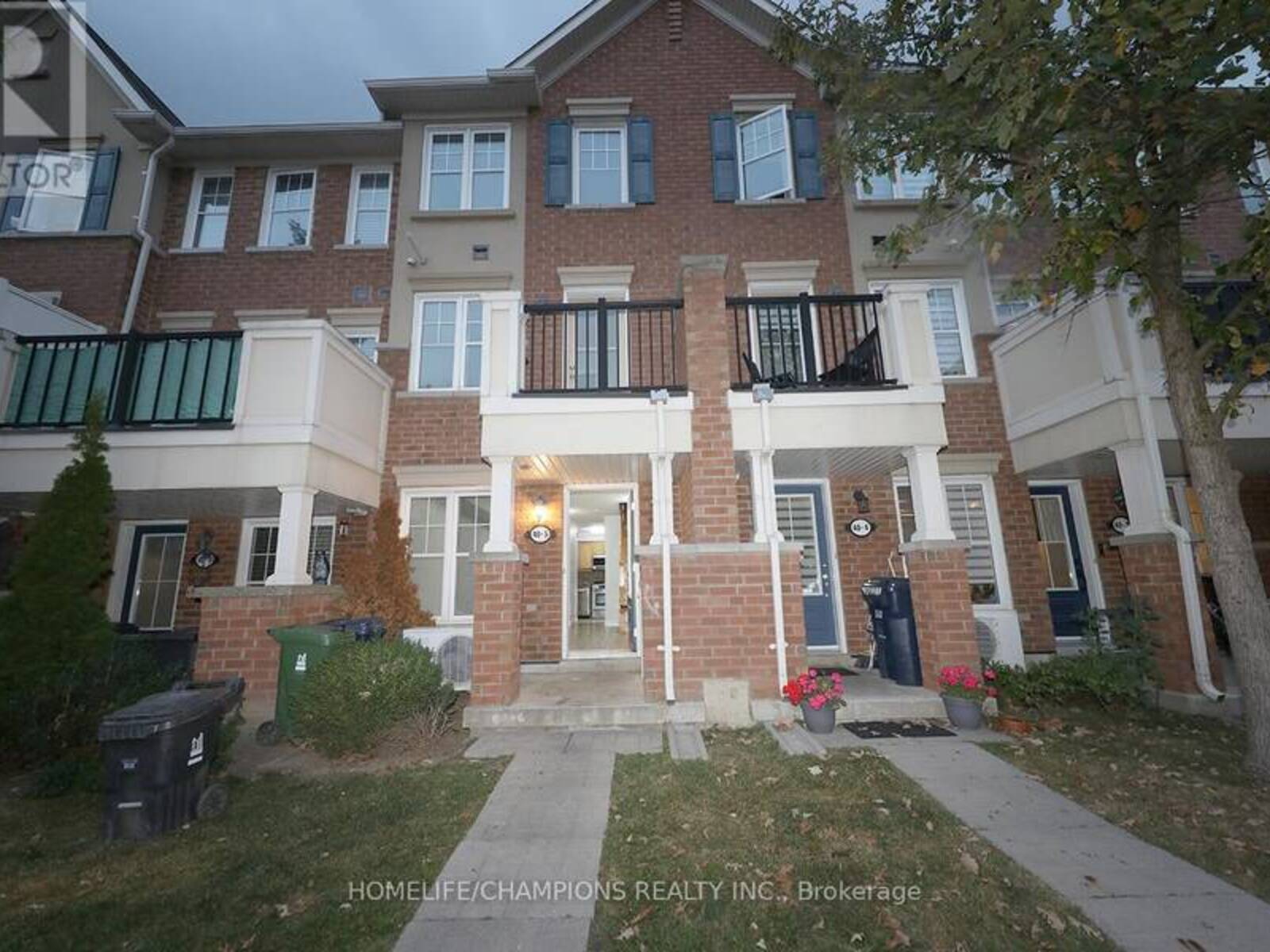 5 - 40 MENDELSSOHN STREET, Toronto, Ontario M1L 0G8