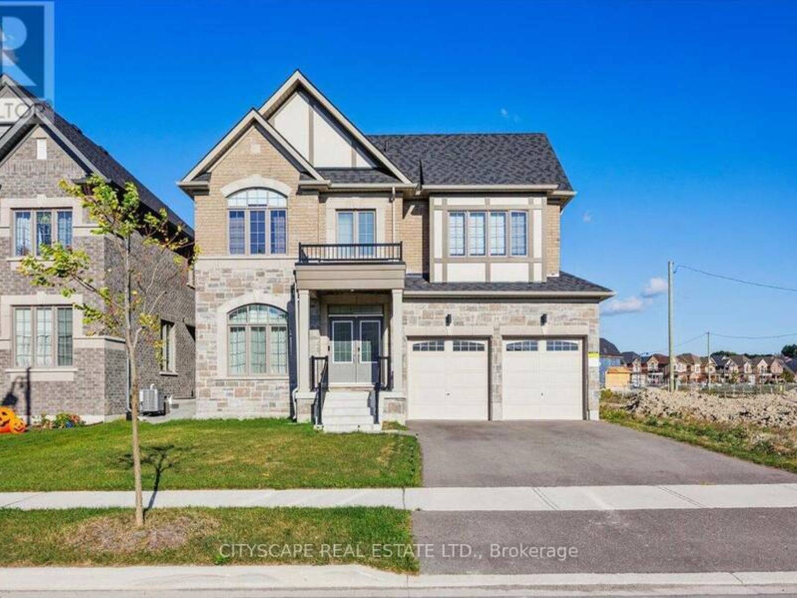 19 CONCERT HILL WAY N, East Gwillimbury, Ontario L9N 0W9