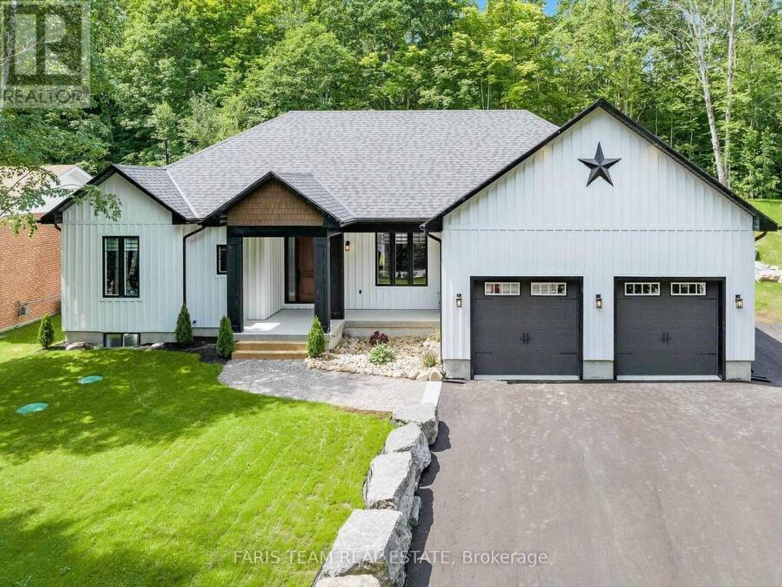 1532 CHAMPLAIN ROAD, Tiny, Ontario L9M 0C1